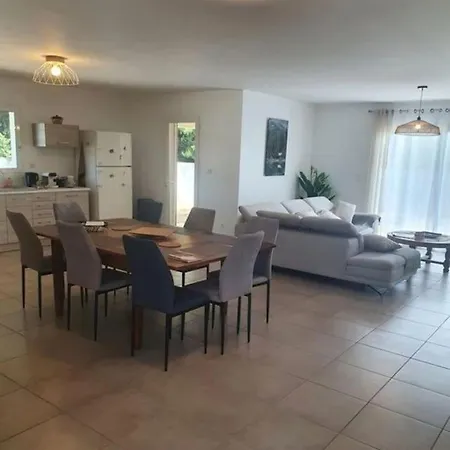 Maison Location Moyenne Duree * ברינייה